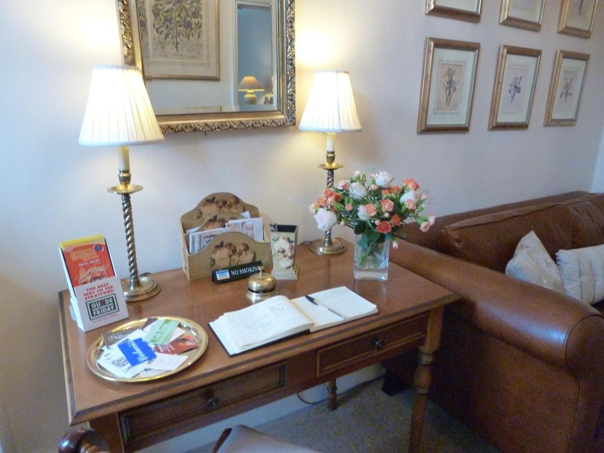 Courtland Otel Stratford-upon-Avon Dış mekan fotoğraf