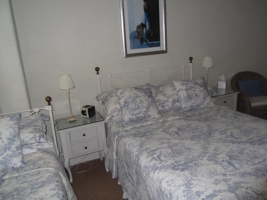 Courtland Otel Stratford-upon-Avon Oda fotoğraf